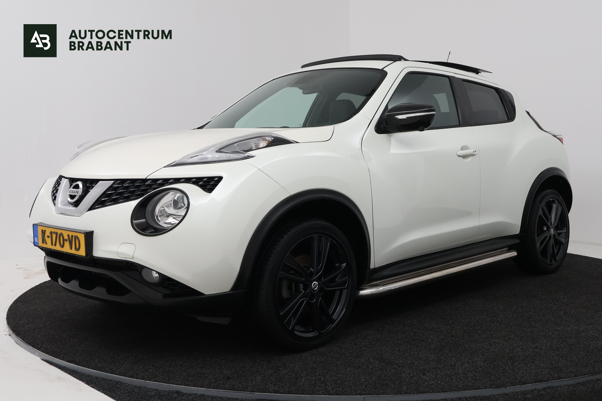 Nissan Nissan Juke 1.2 DIG-T S/S Tekna 2016 - voorkant