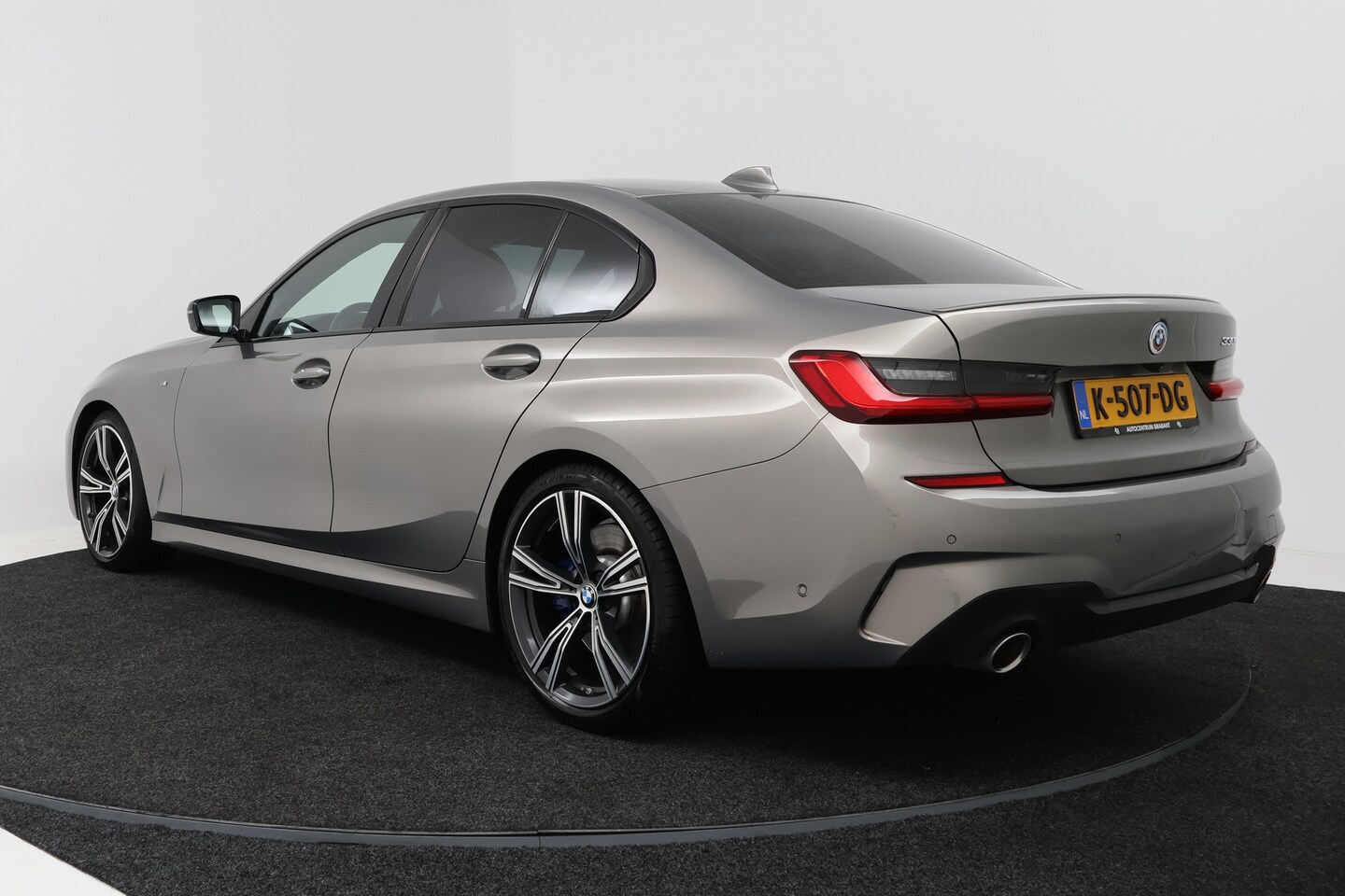 Foto van BMW 330i
