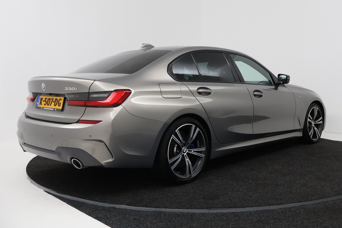 Foto van BMW 330i