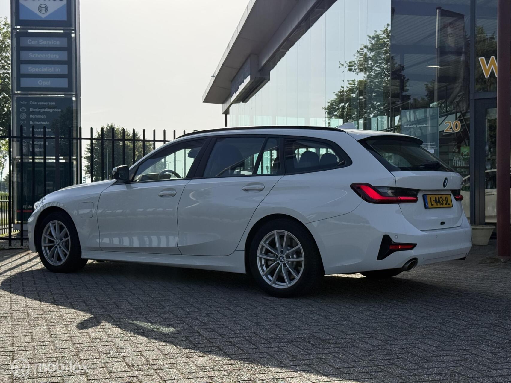 Foto van BMW 320e