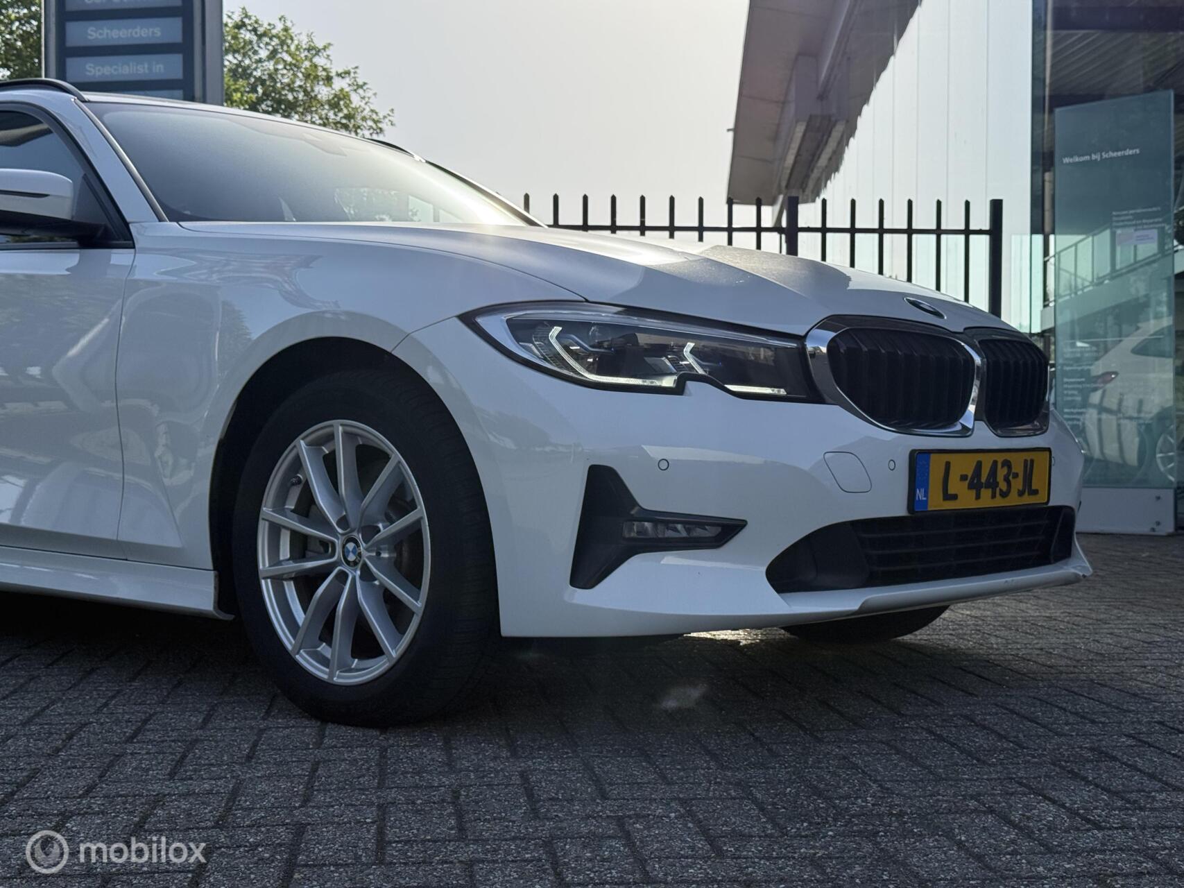 Foto van BMW 320e