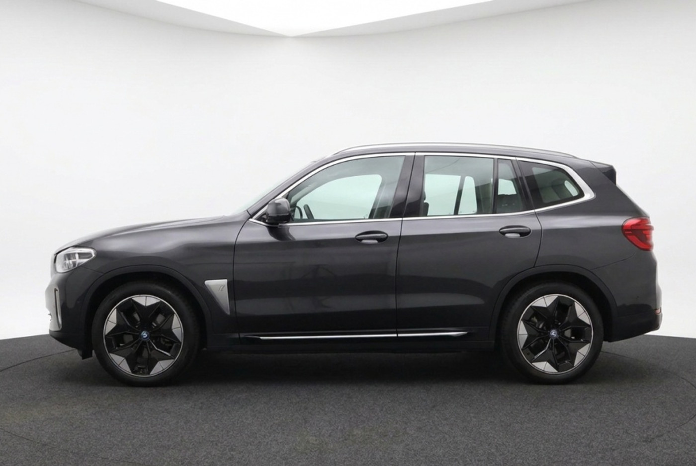 Foto van BMW Ix3