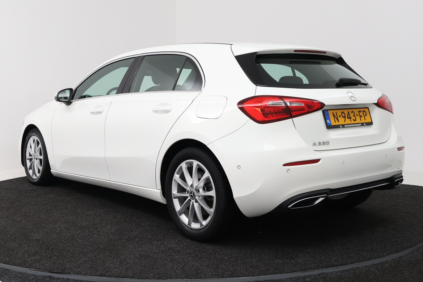 Foto van Mercedes-Benz A 220