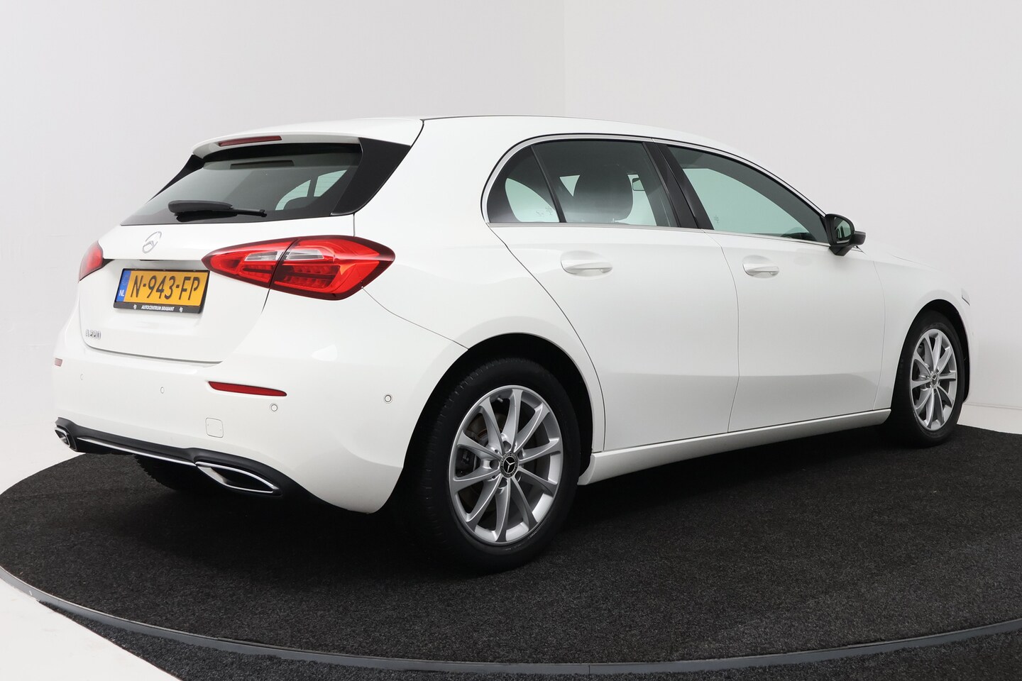 Foto van Mercedes-Benz A 220