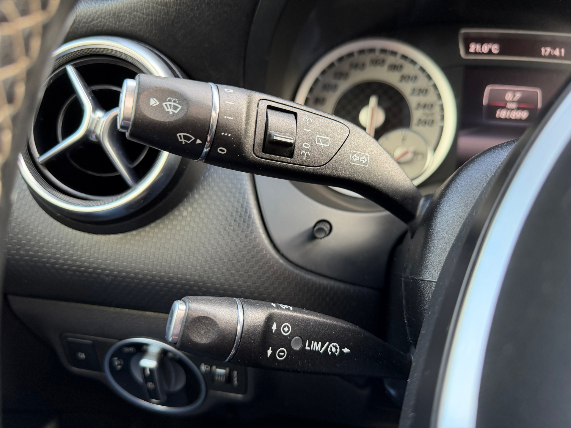 Foto van Mercedes-Benz A 200