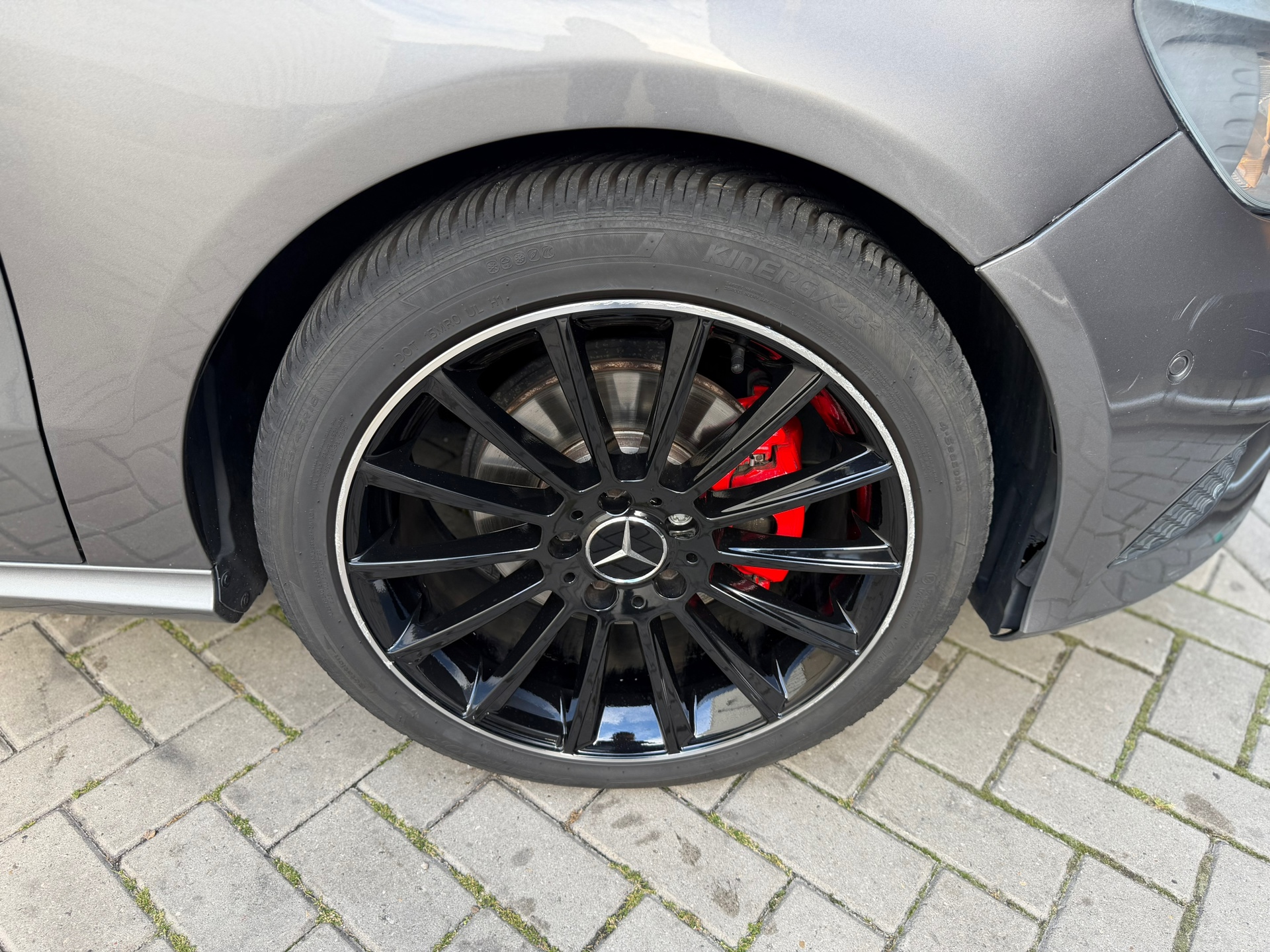Foto van Mercedes-Benz A 200