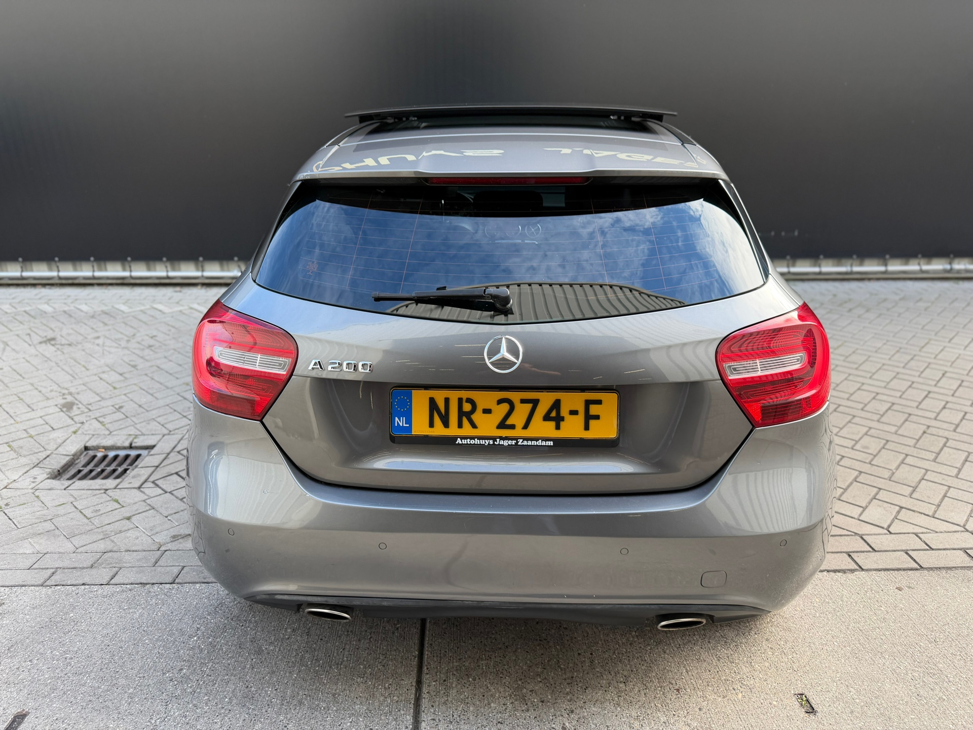 Foto van Mercedes-Benz A 200