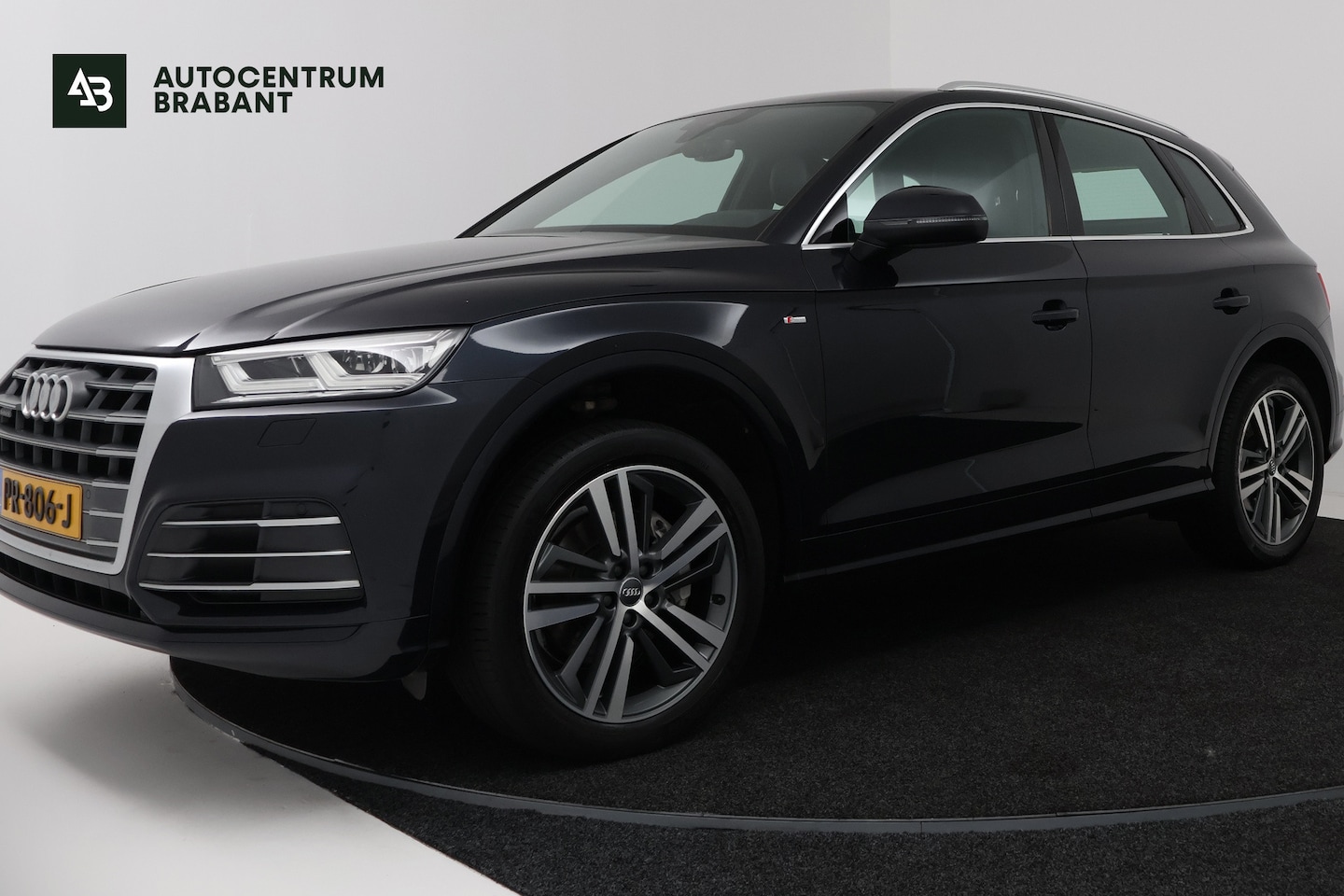 Audi Q5 2.0 TFSI quattro Launch Edition (DIGITALE COCKPIT, GROOT-SCHERM, 1e EIGENAAR, CLIMA, DEALER ONDERHOUDEN) 2017 - voorkant