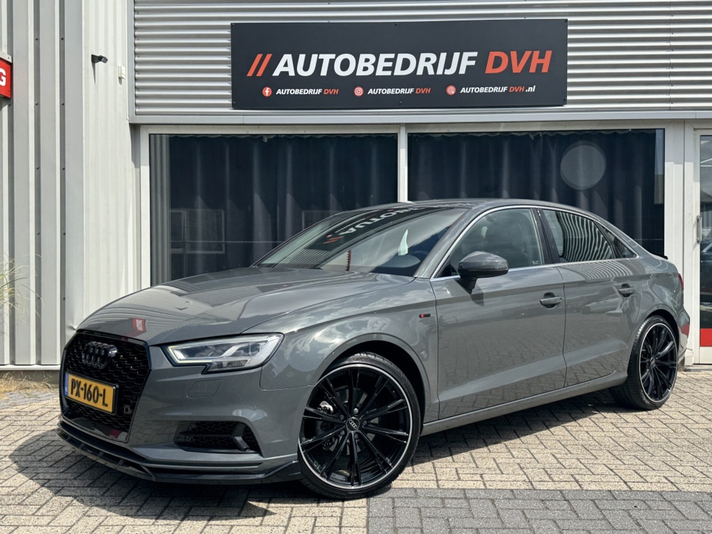 Audi A3 Limousine 1.0 TFSI Sport Trekhaak/Ecc/Pdc/Led/Navigatie 2017 - voorkant