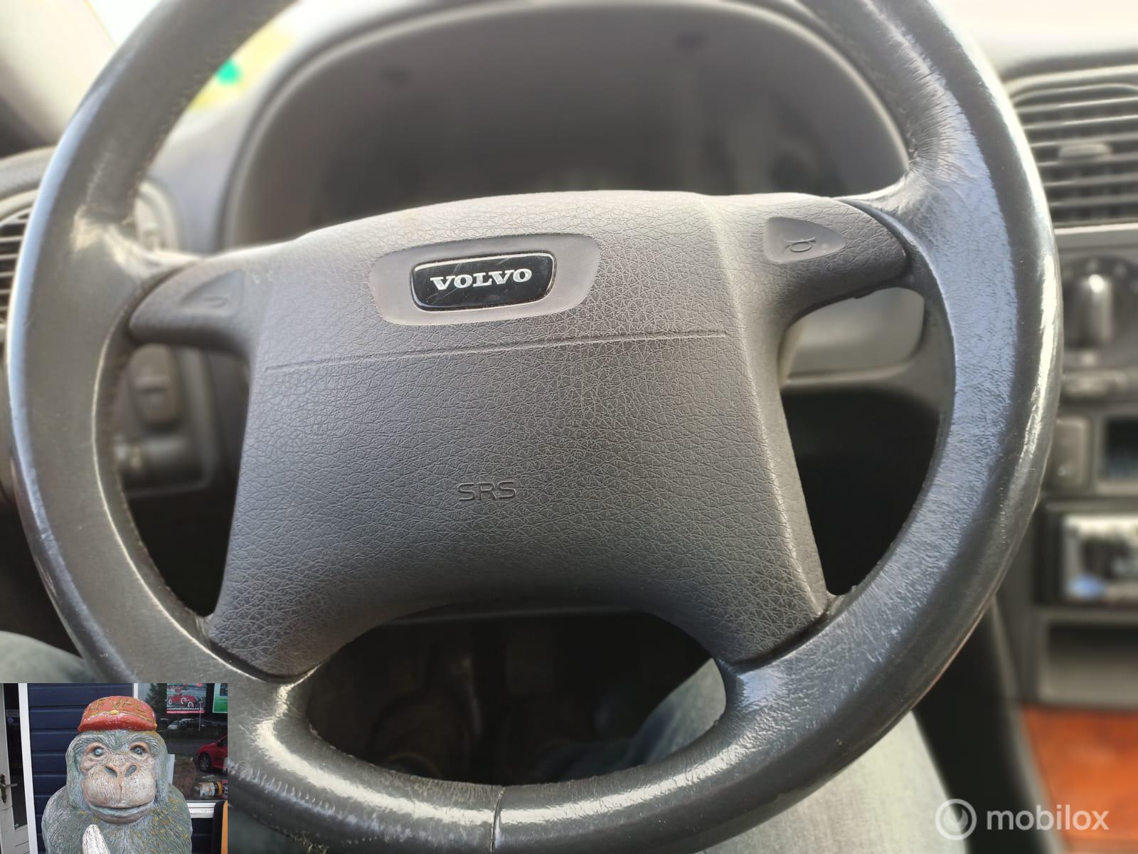 Foto van Volvo V40 1.8 I 16v