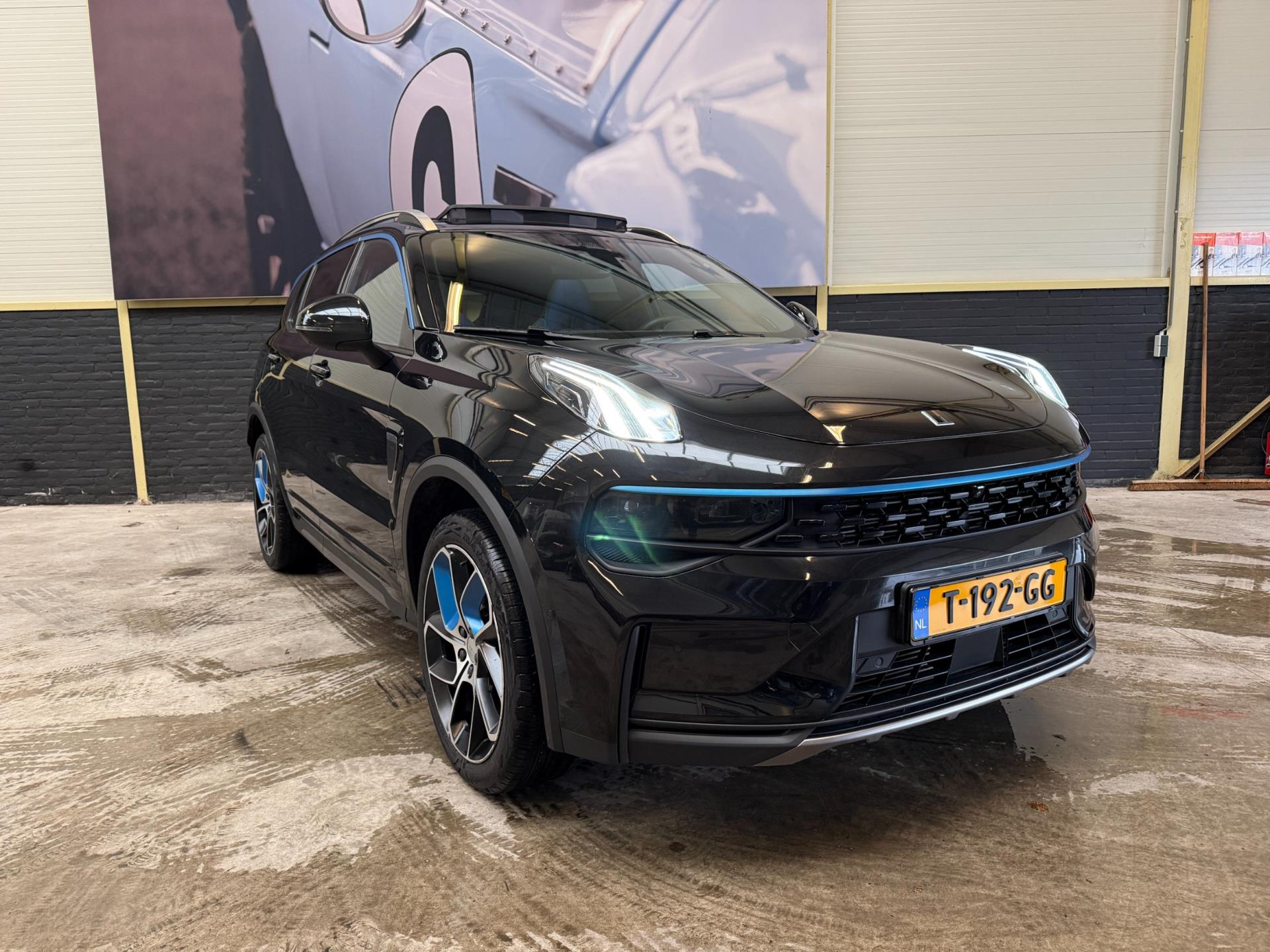Foto van LYNK & Co 01
