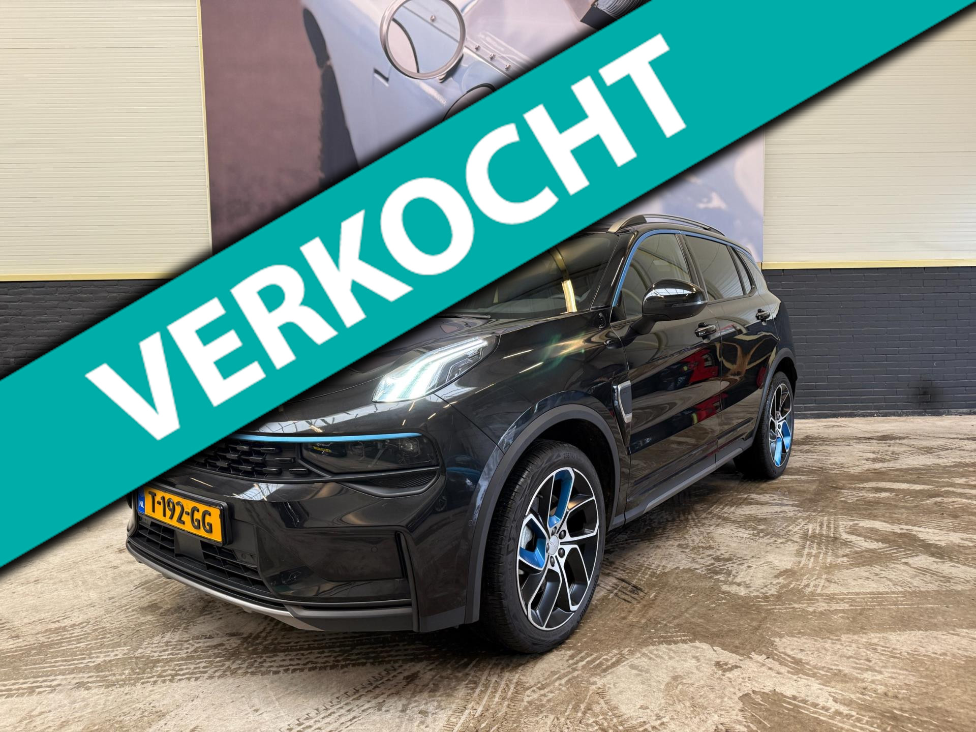 LYNK & Co 01 1.5Plug-In Hybrid 262PK|Zwarte hemel|360 camera|MY2024|BTW| 2023 - voorkant