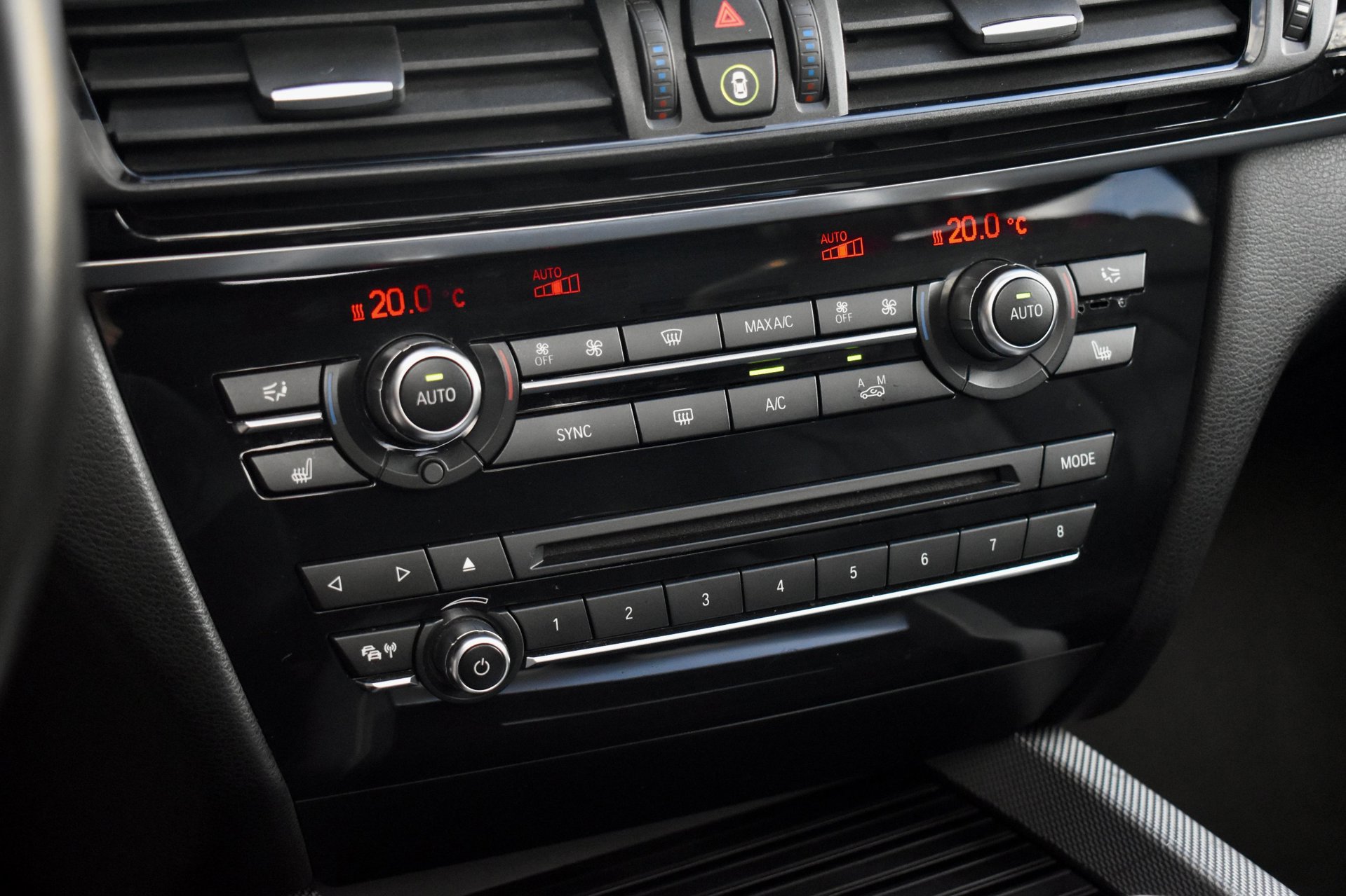 Foto van BMW X5 Xdrive40e