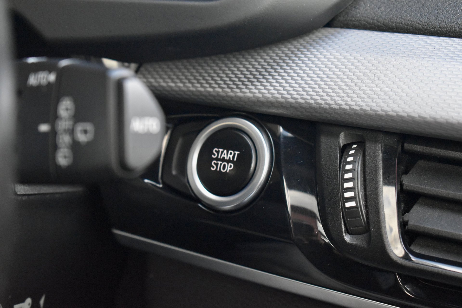 Foto van BMW X5 Xdrive40e