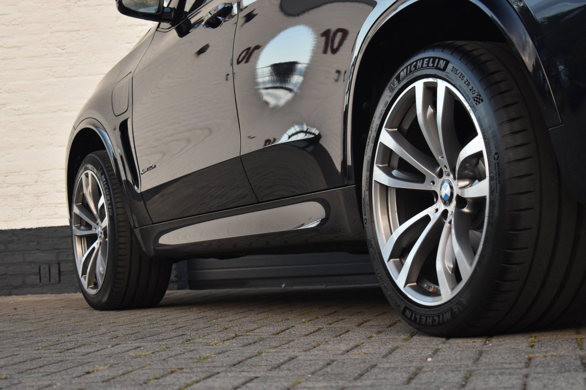 Foto van BMW X5 Xdrive40e