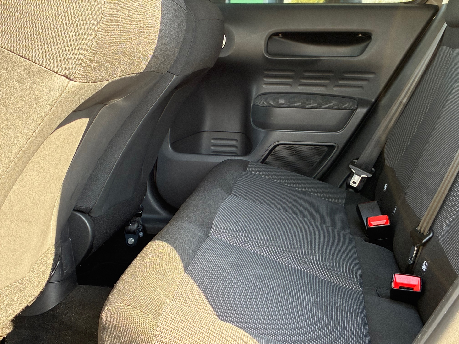 Foto van Citroen C4 Cactus