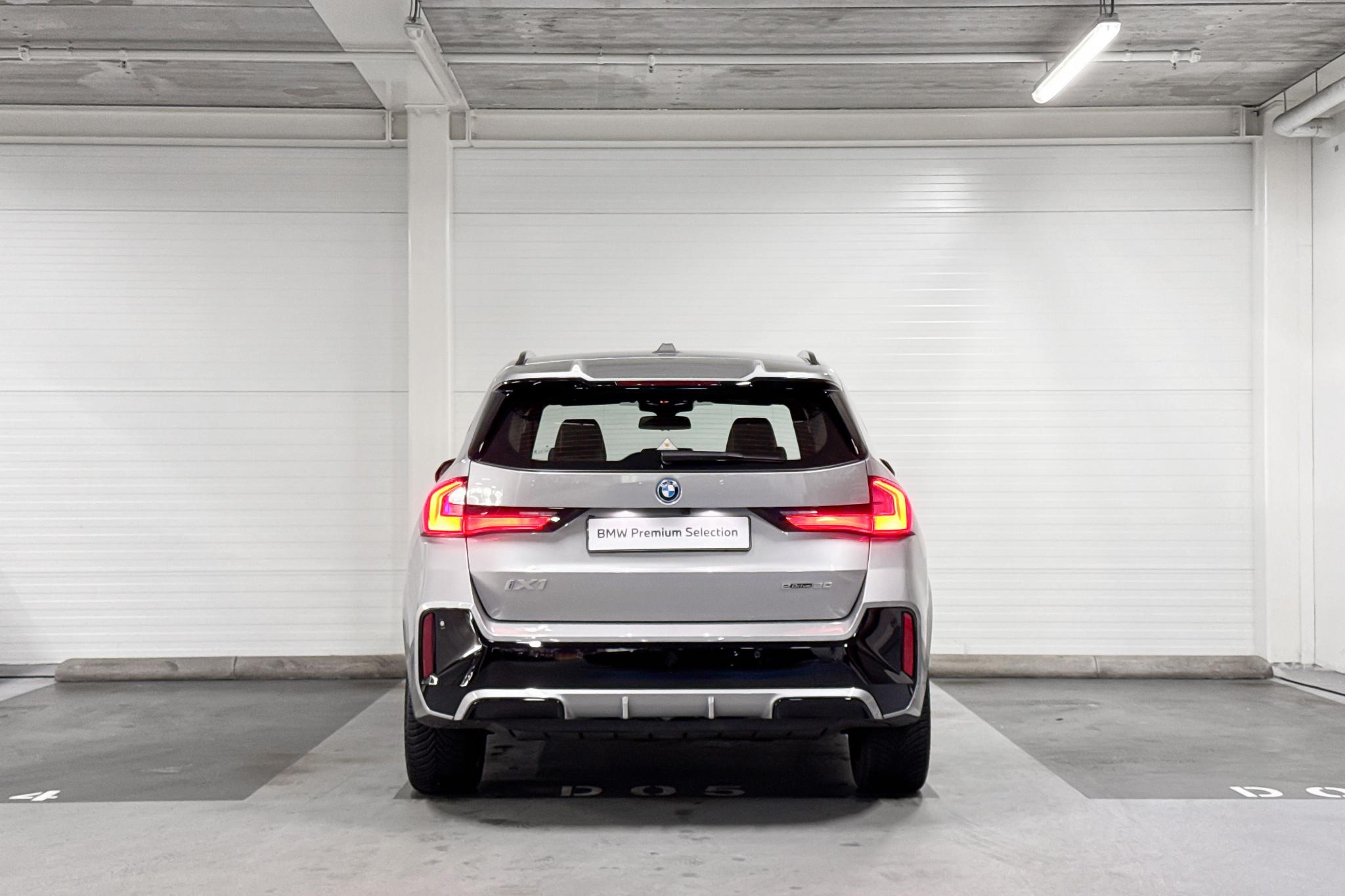 Foto van BMW Ix1 Edrive20