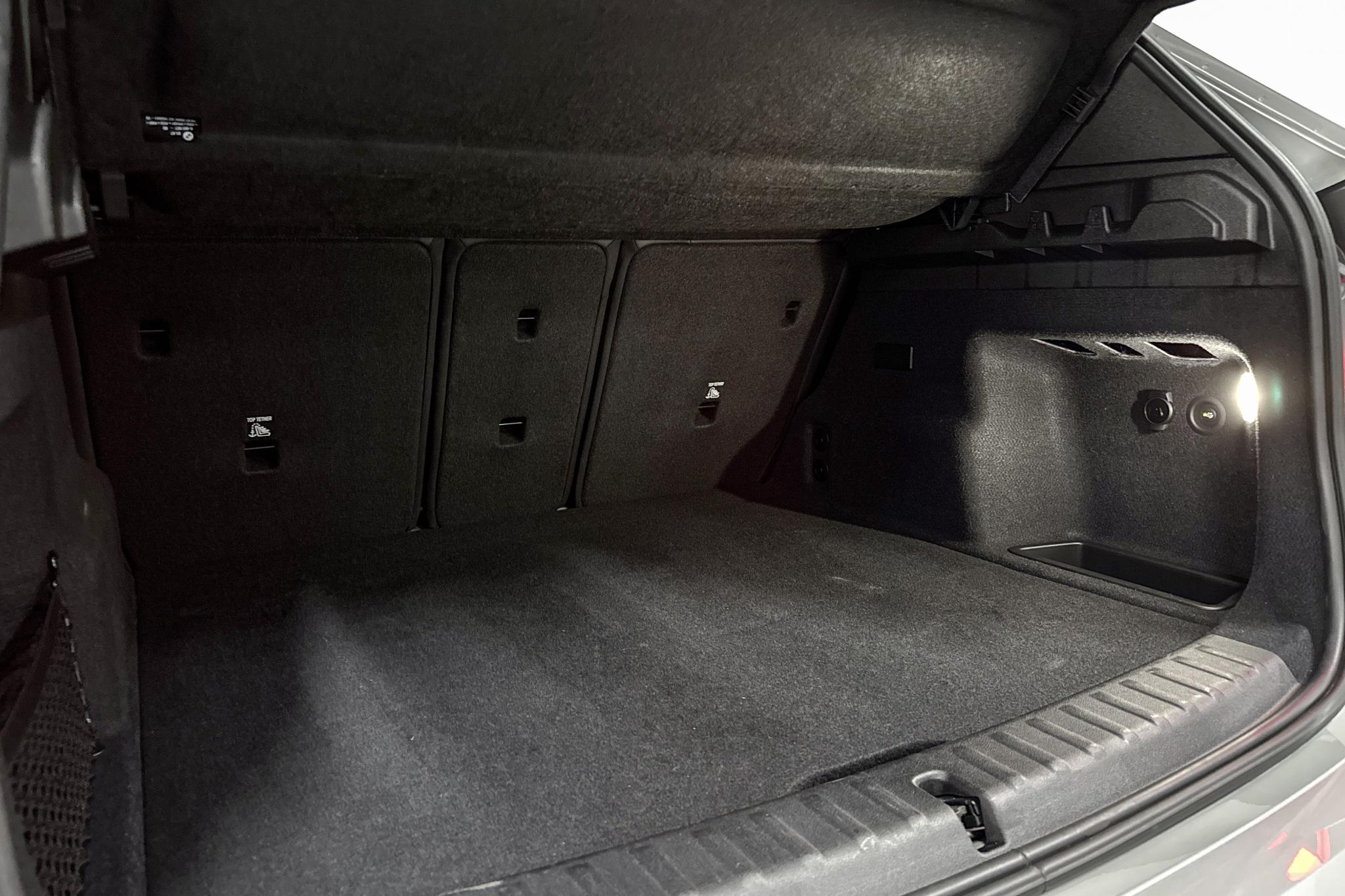 Foto van BMW Ix1 Edrive20