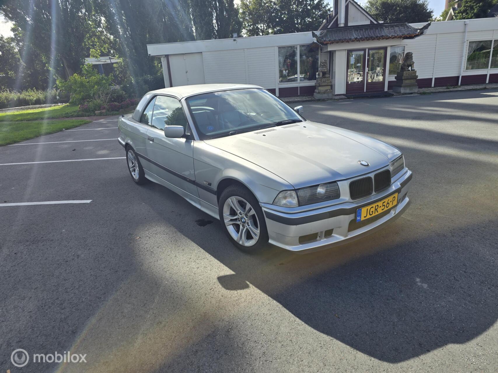 Foto van BMW 318i