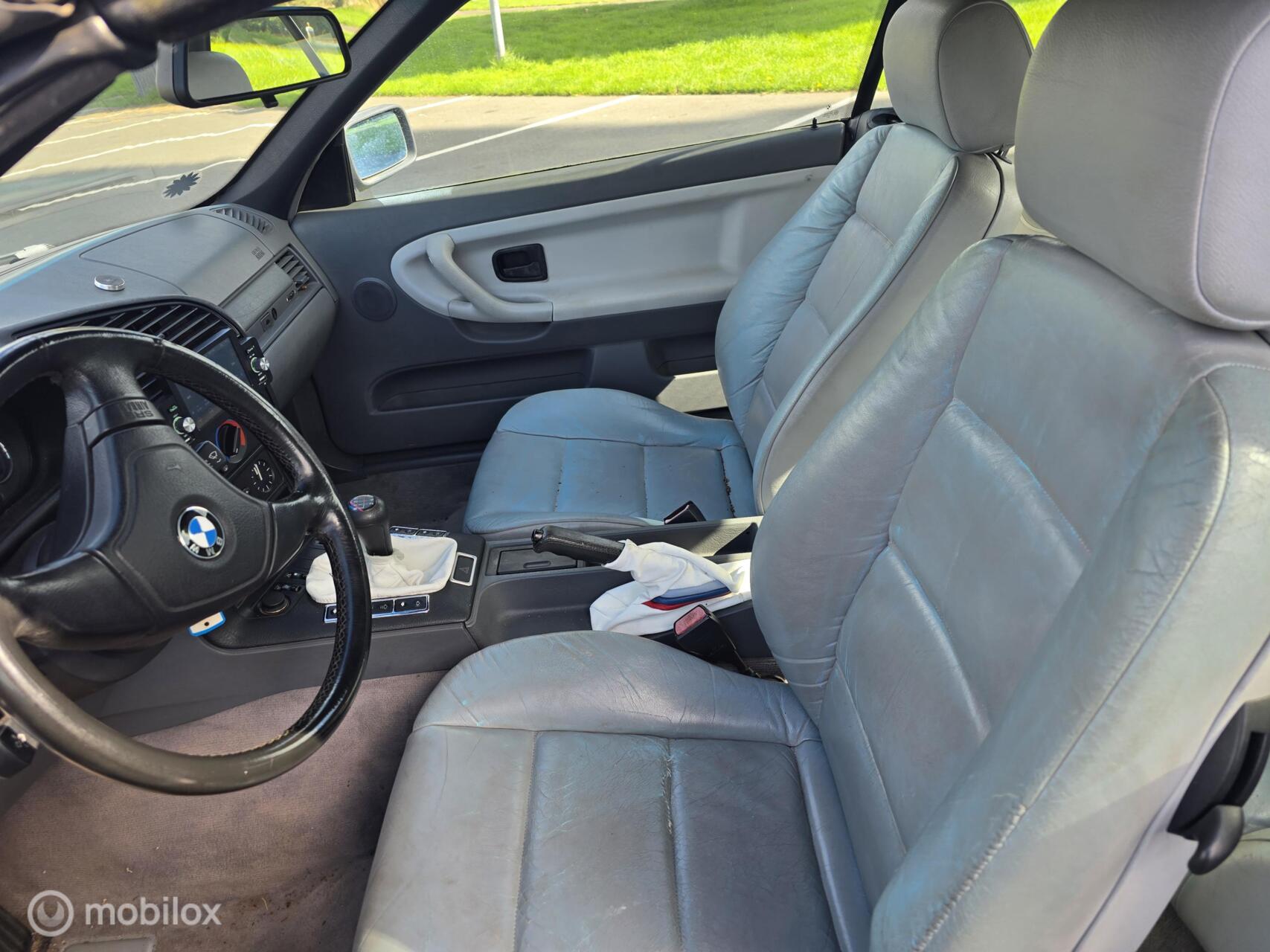 Foto van BMW 318i