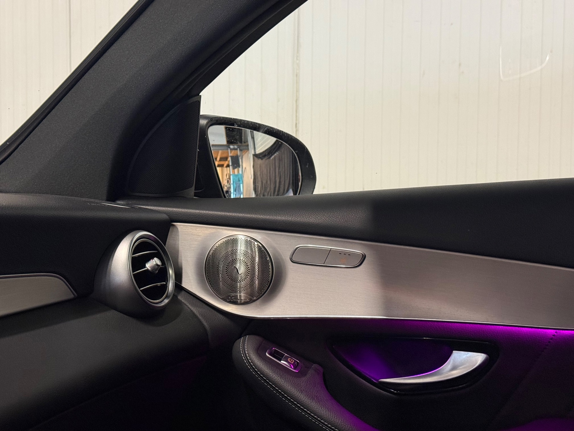 Foto van Mercedes-Benz GLC 300 E 4Matic