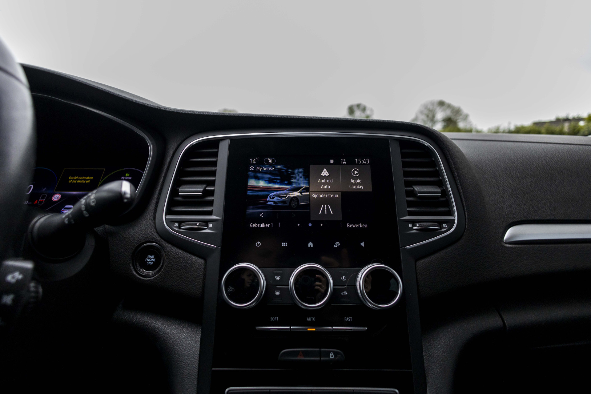 Foto van Renault Megane E-tech Plug-in Hybrid