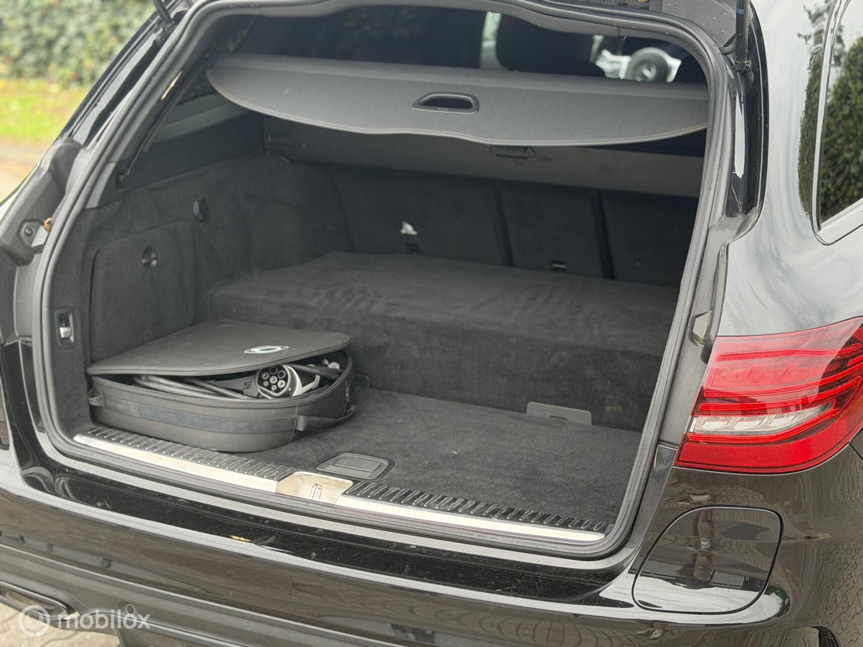 Foto van Mercedes-Benz C 300 E