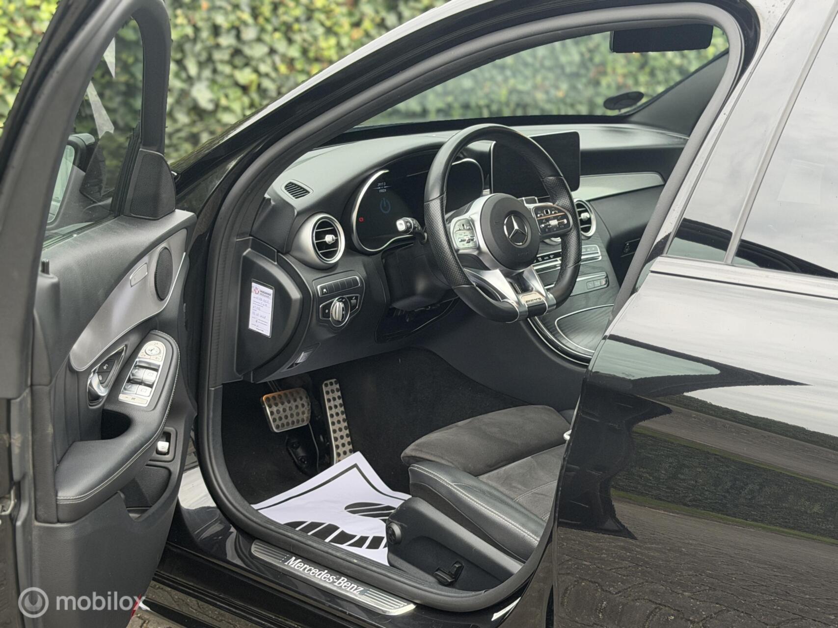 Foto van Mercedes-Benz C 300 E