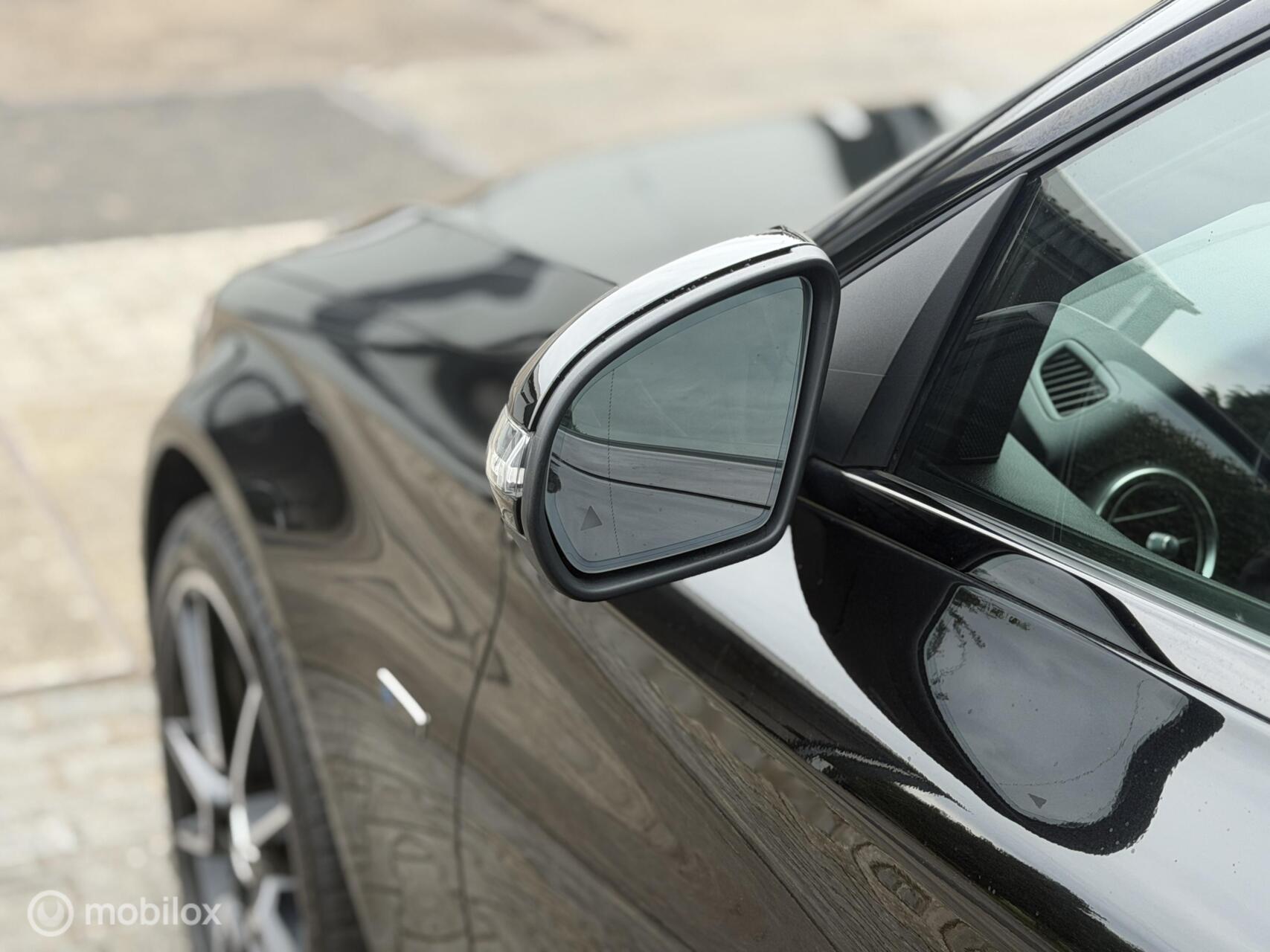 Foto van Mercedes-Benz C 300 E