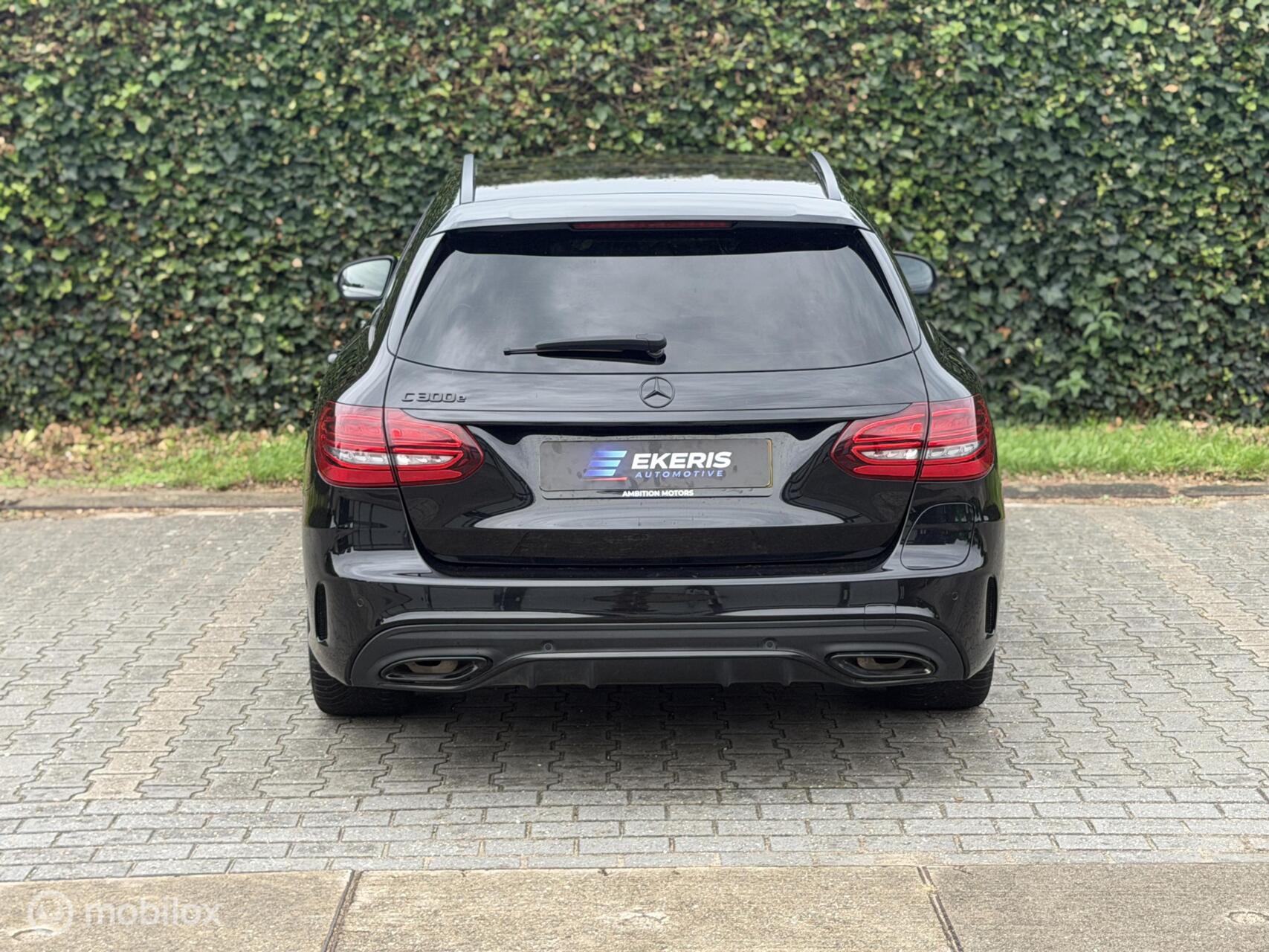 Foto van Mercedes-Benz C 300 E