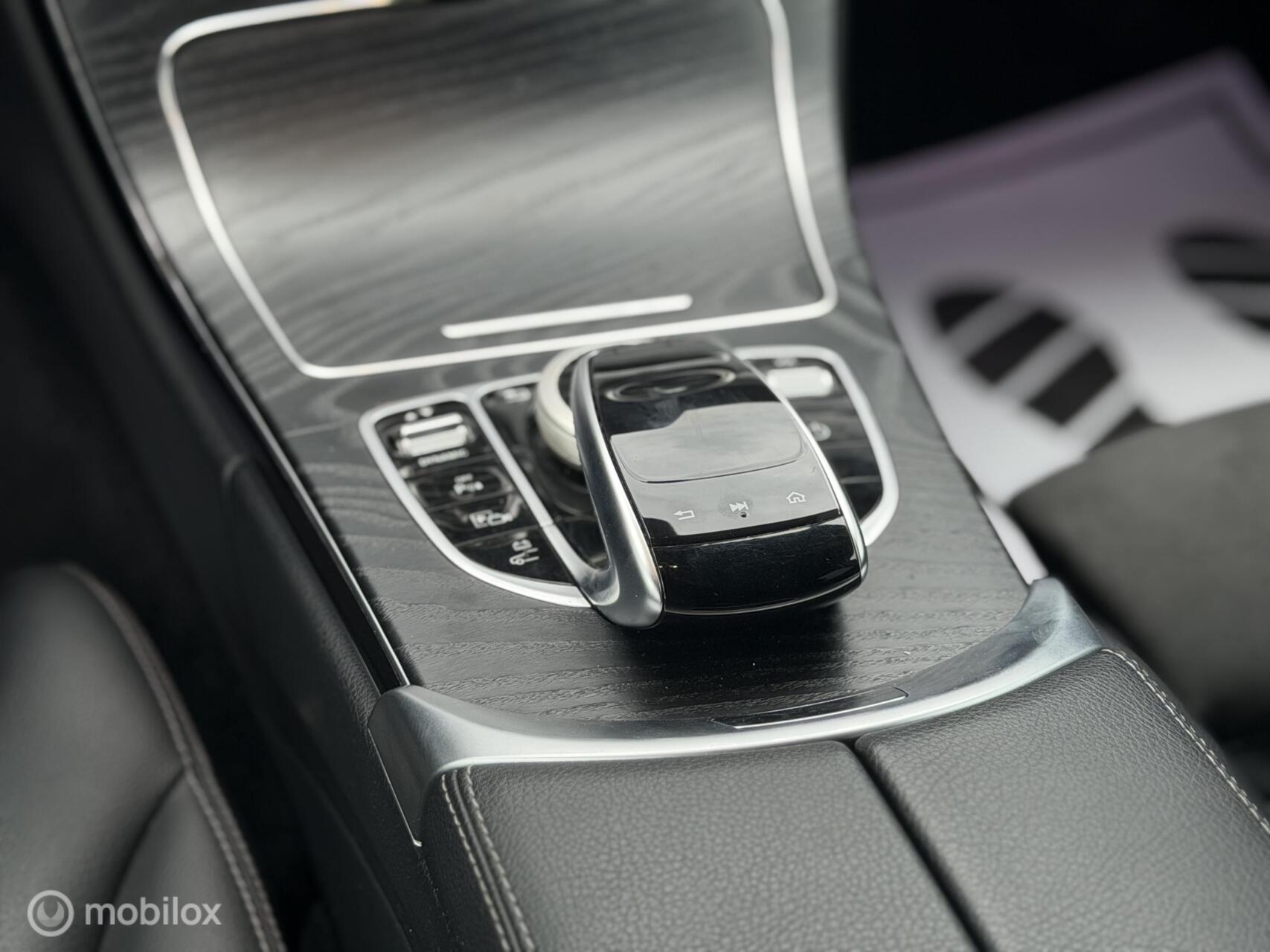 Foto van Mercedes-Benz C 300 E