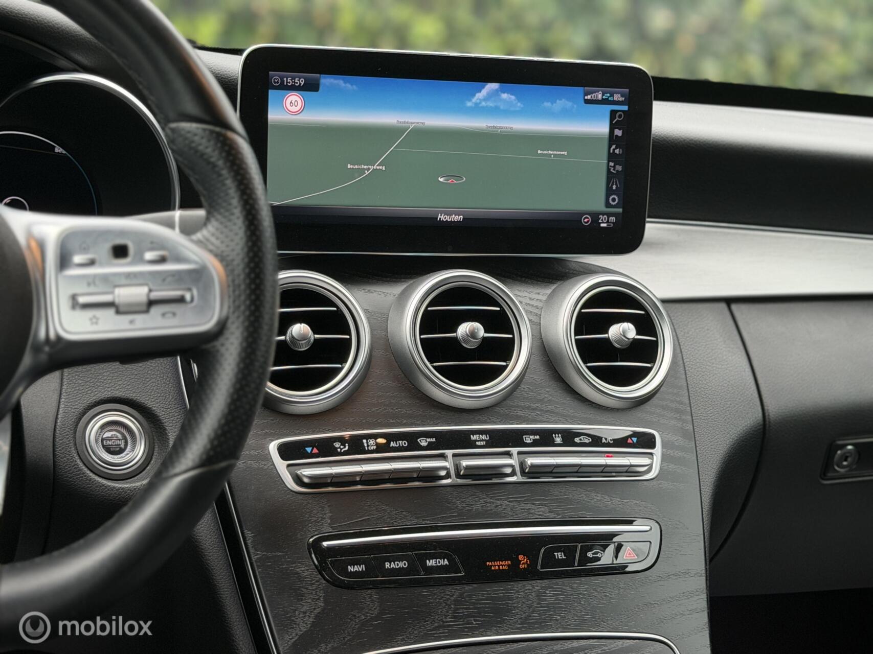 Foto van Mercedes-Benz C 300 E