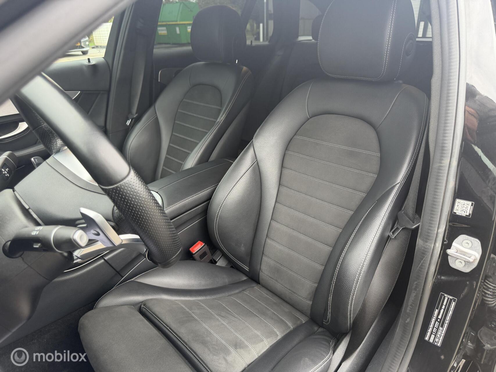 Foto van Mercedes-Benz C 300 E