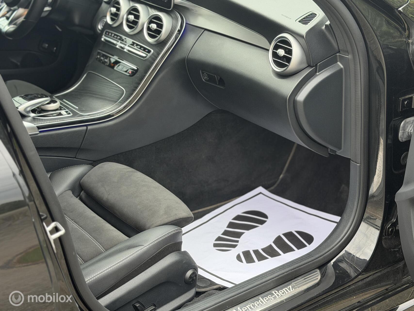Foto van Mercedes-Benz C 300 E