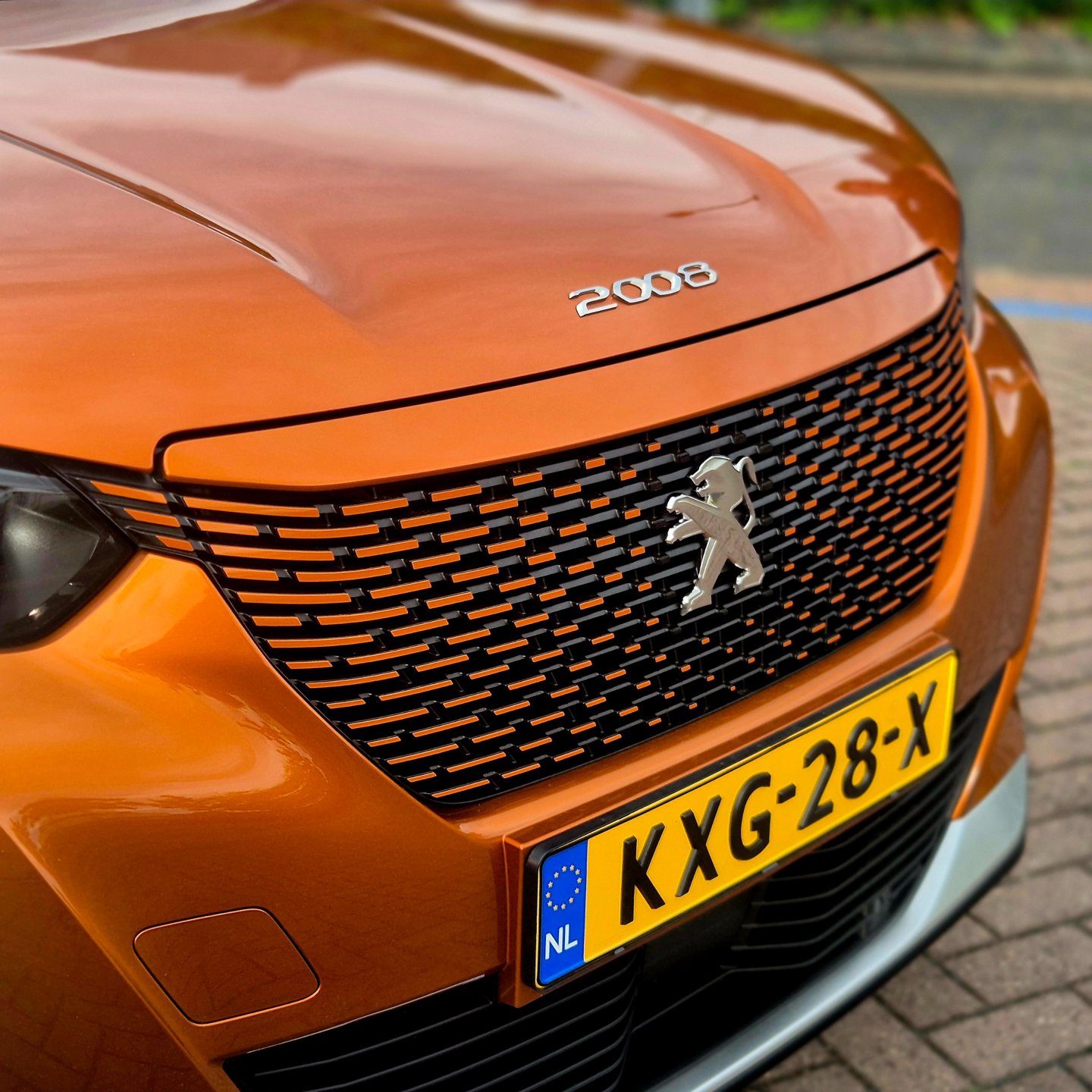 Foto van Peugeot E-2008