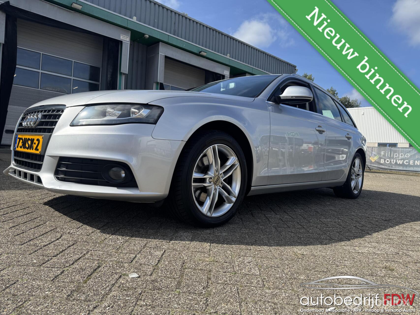 Audi Audi A4 1.8 TFSI/TREKHAAK/AIRCO/PARK SENSOR/NAP/ 2009 - voorkant