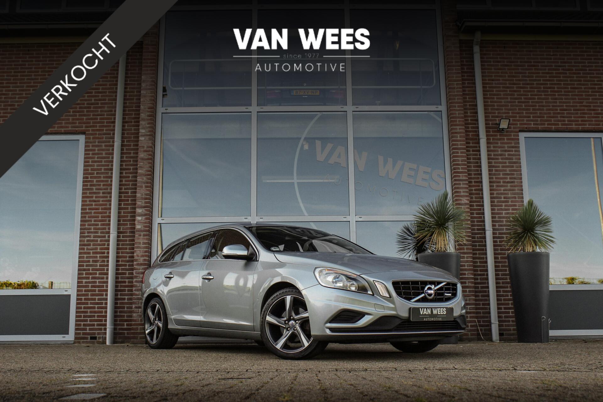 Volvo V60 1.6 T3 R-Design | 2e eigenaar | Origineel Nederlands | Cruise control | Navigatie | Climate control | Bluetooth | Trekhaak | Sportstoelen | 18 inch | Regensensor 2013 - voorkant