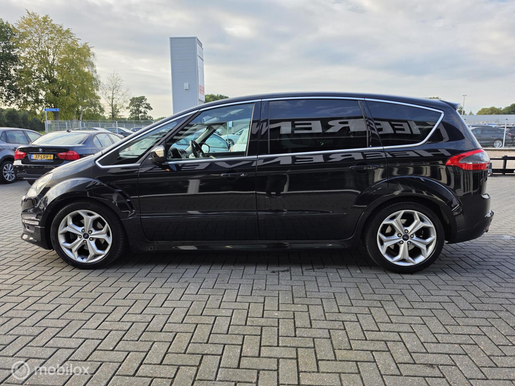 Foto van Ford S-max