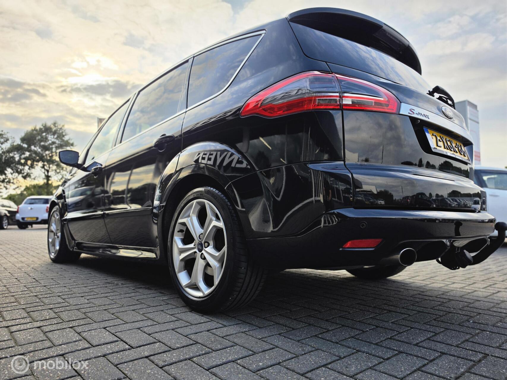 Foto van Ford S-max