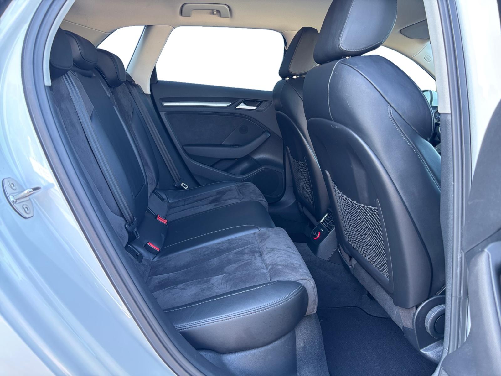 Foto van Audi A3 Sportback E-tron