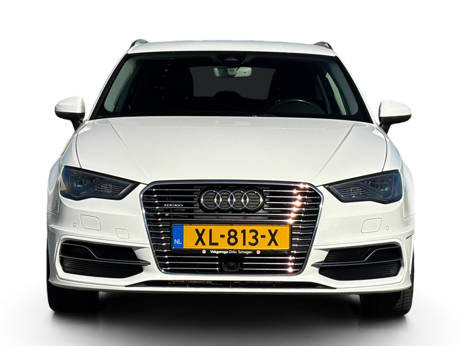 Foto van Audi A3 Sportback E-tron