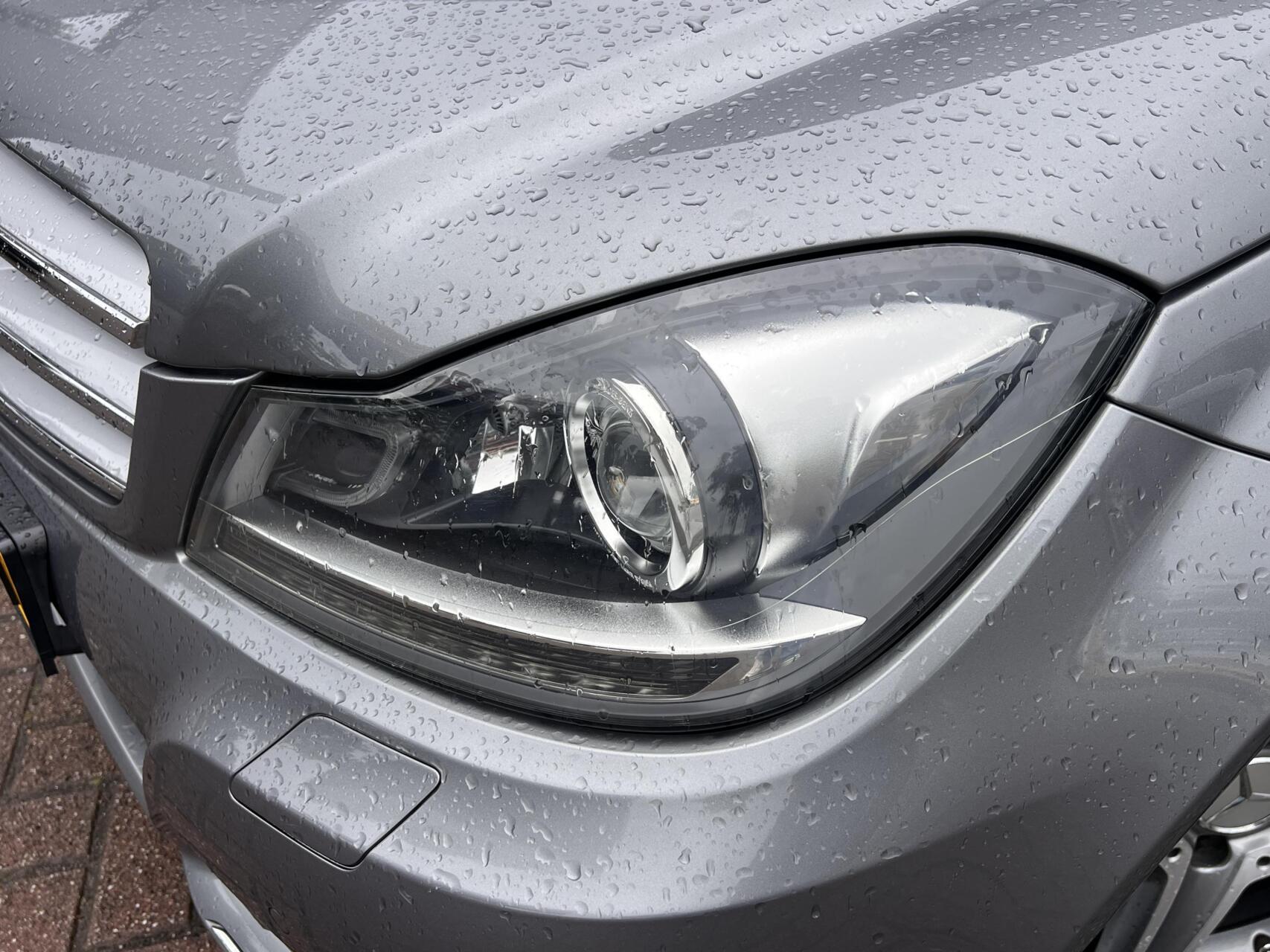 Foto van Mercedes-Benz C 180