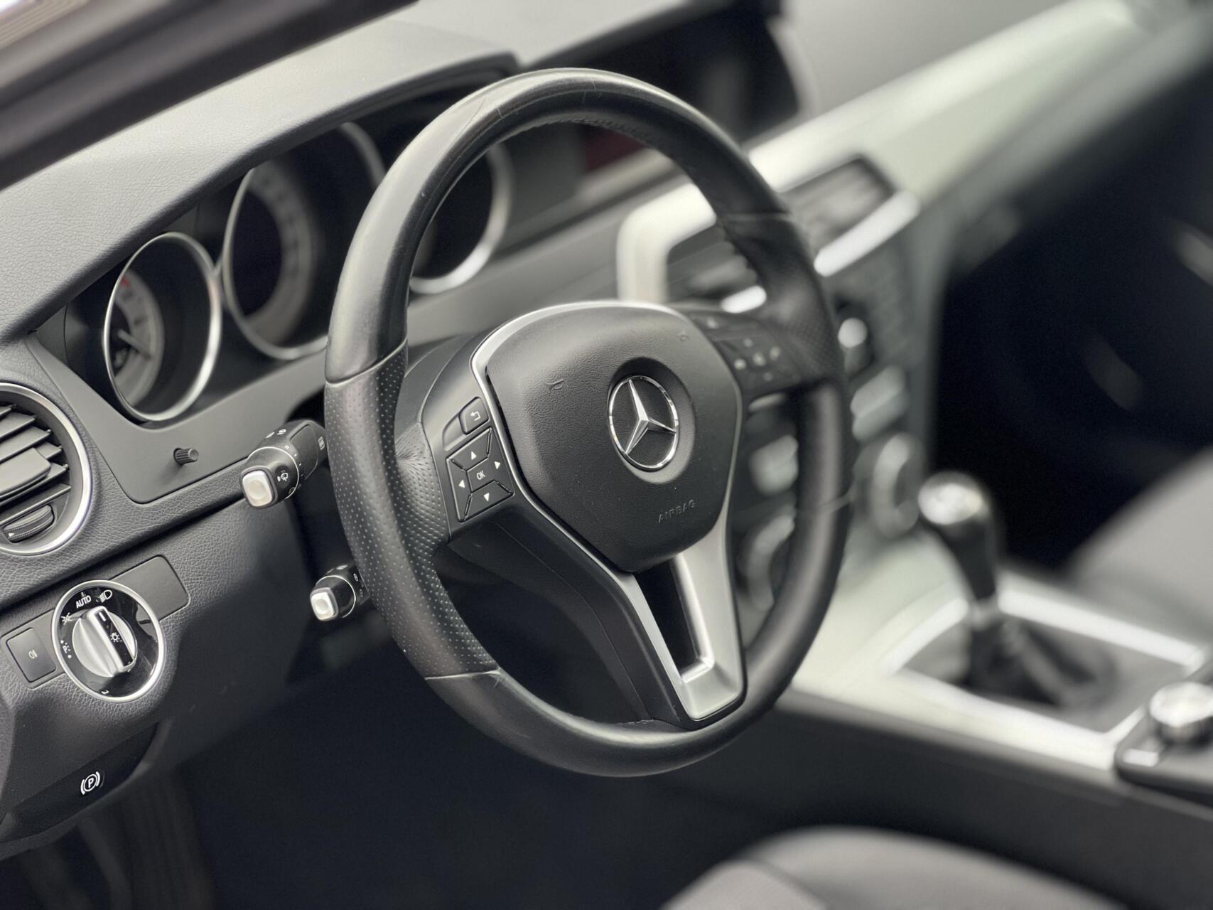 Foto van Mercedes-Benz C 180