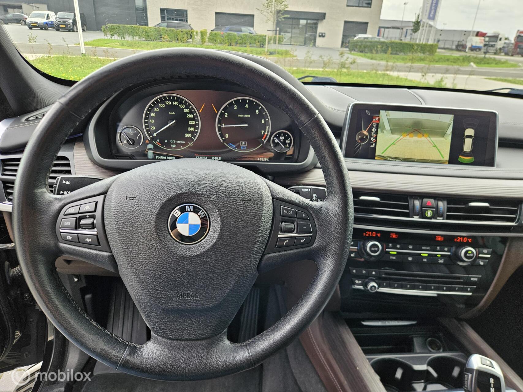 Foto van BMW X5 Xdrive40e