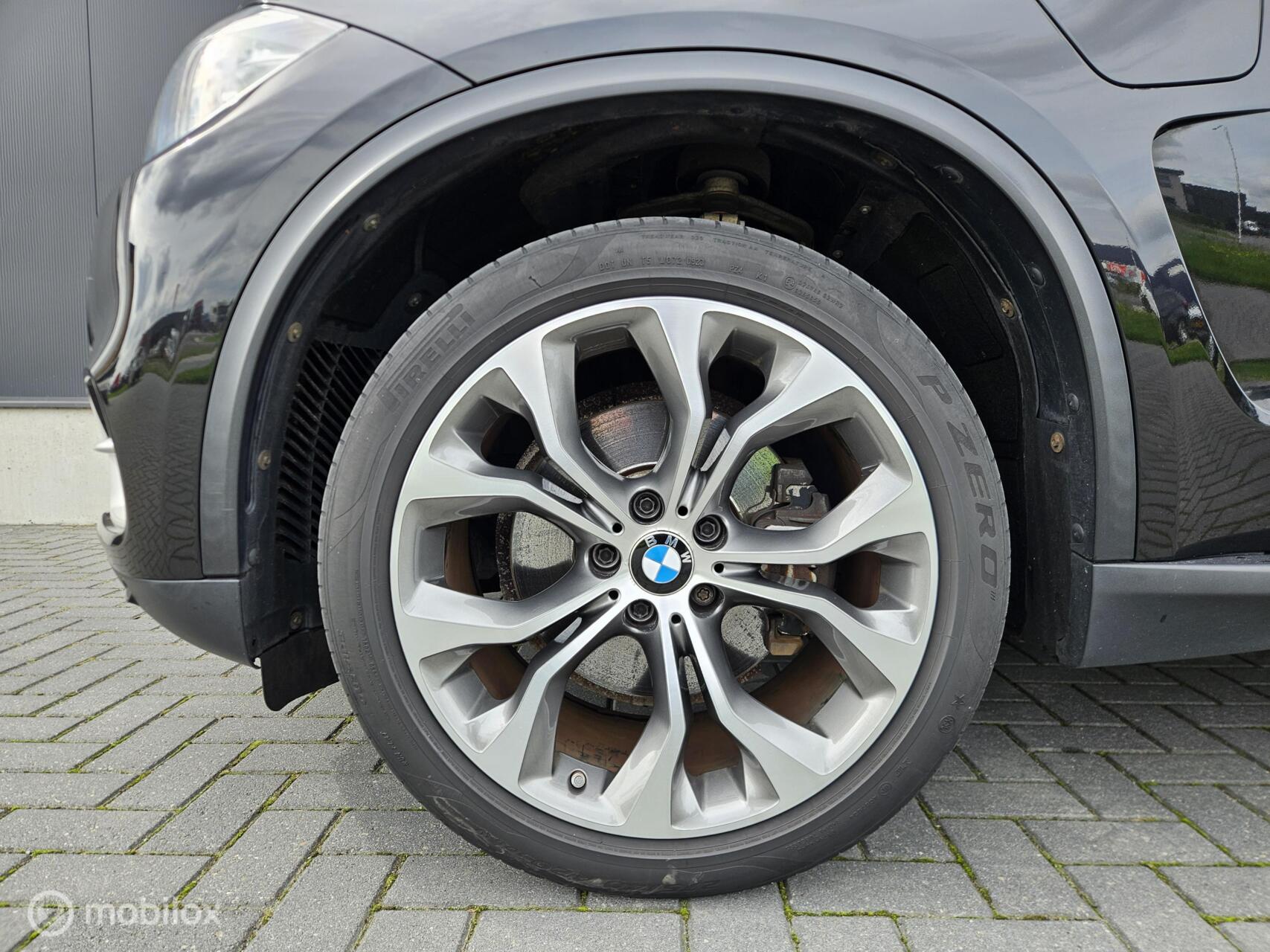 Foto van BMW X5 Xdrive40e