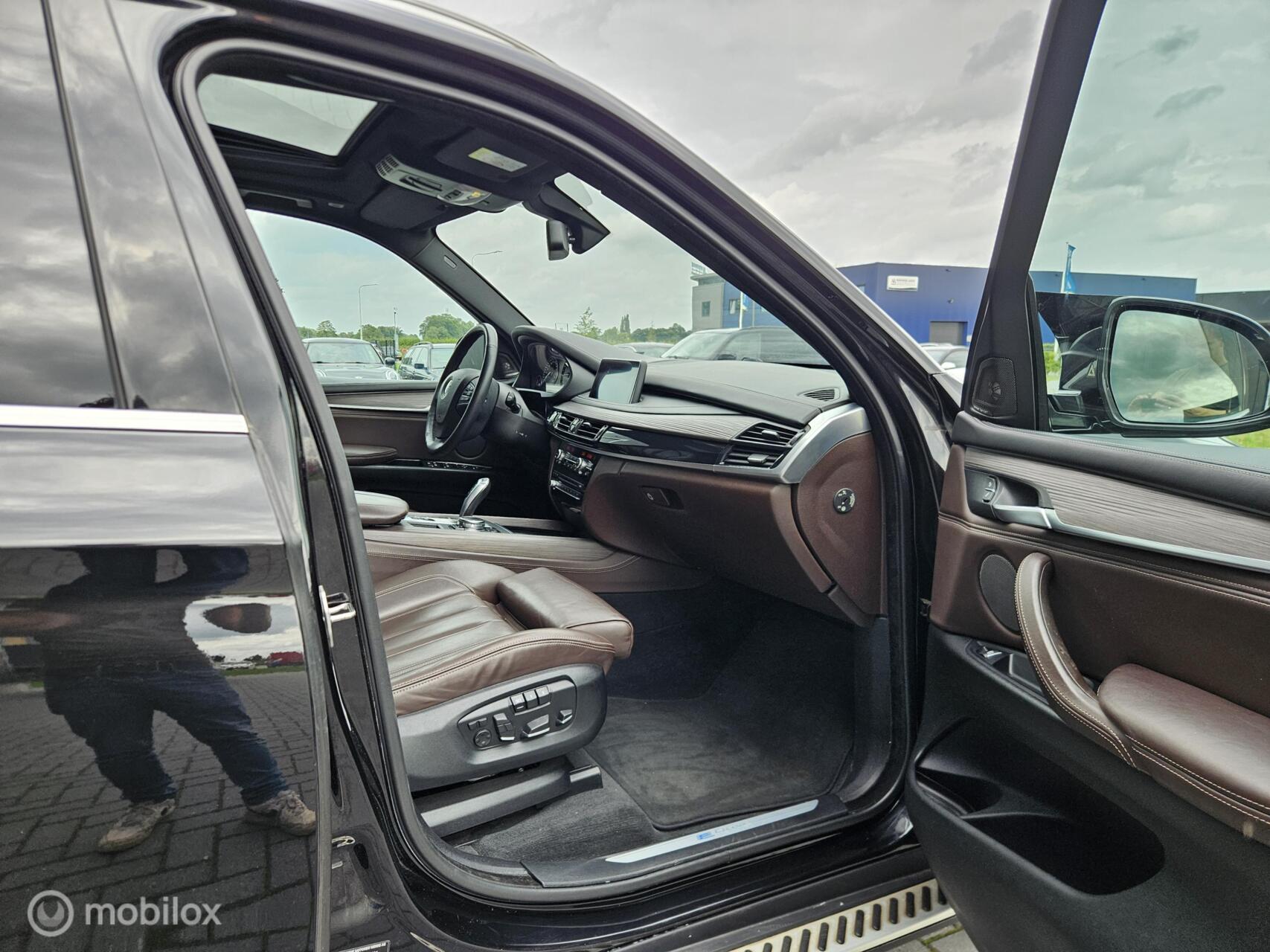 Foto van BMW X5 Xdrive40e
