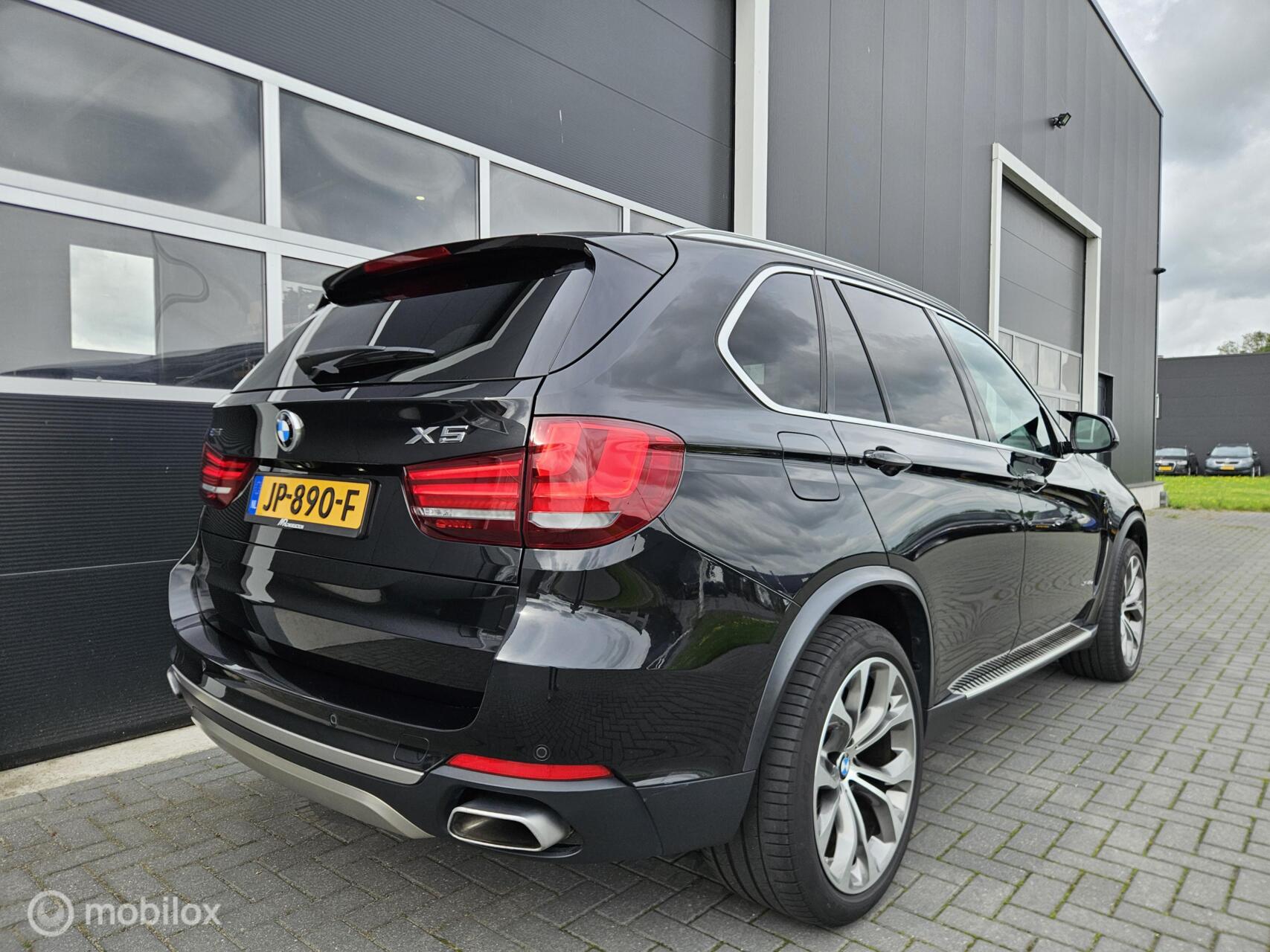 Foto van BMW X5 Xdrive40e