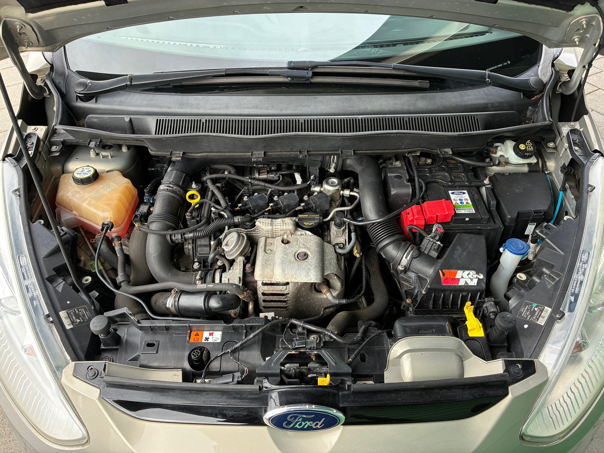 Foto van Ford B-max