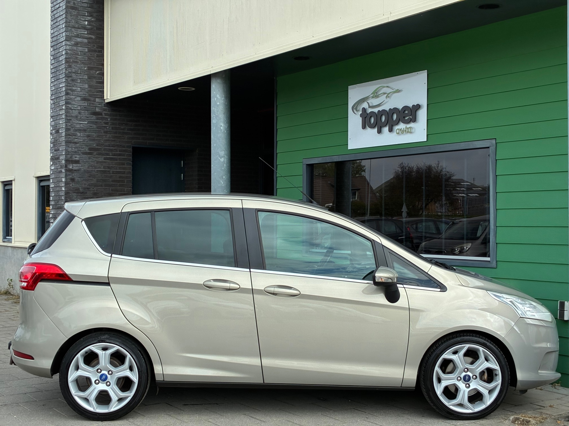 Foto van Ford B-max