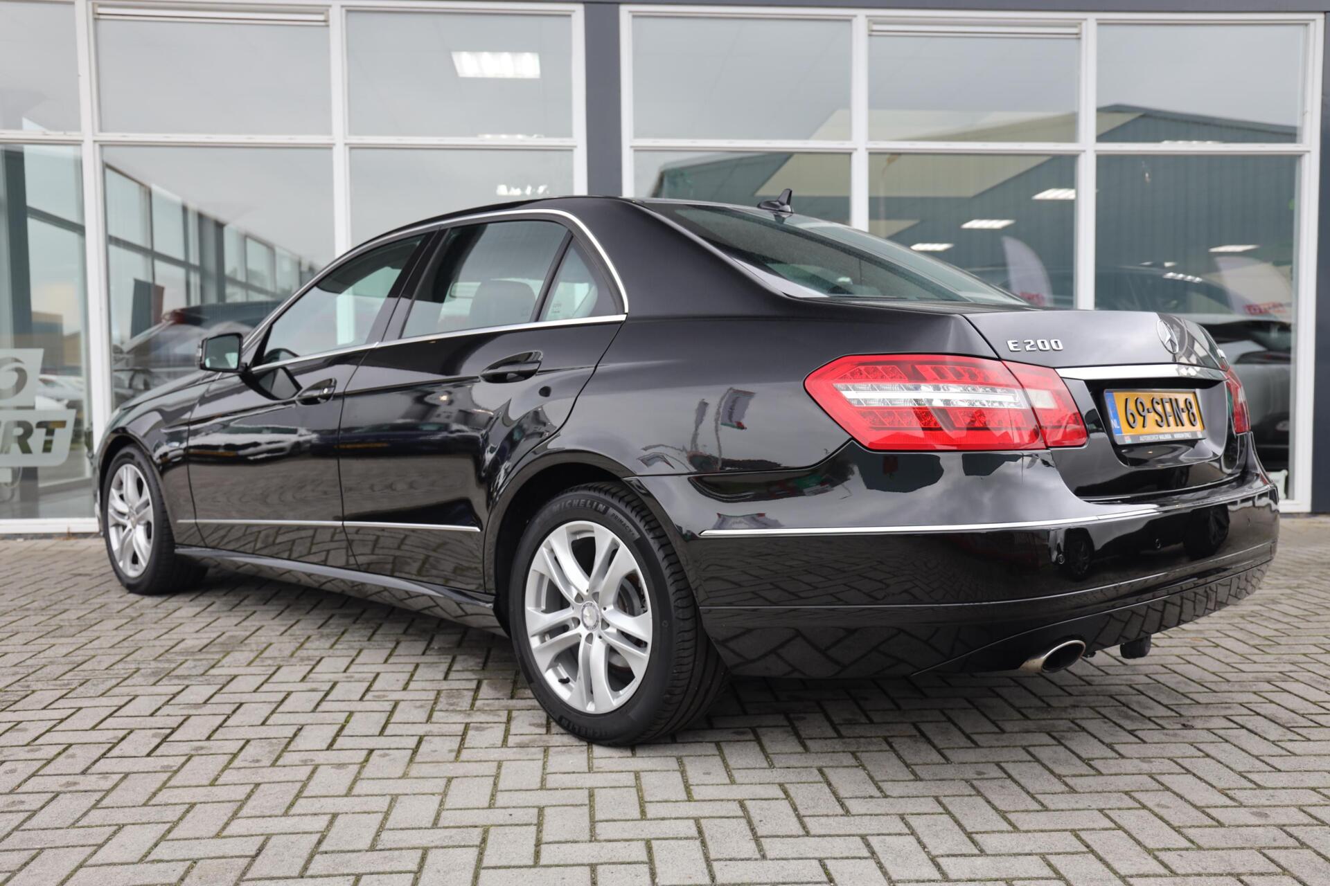 Foto van Mercedes-Benz E 200 Cgi